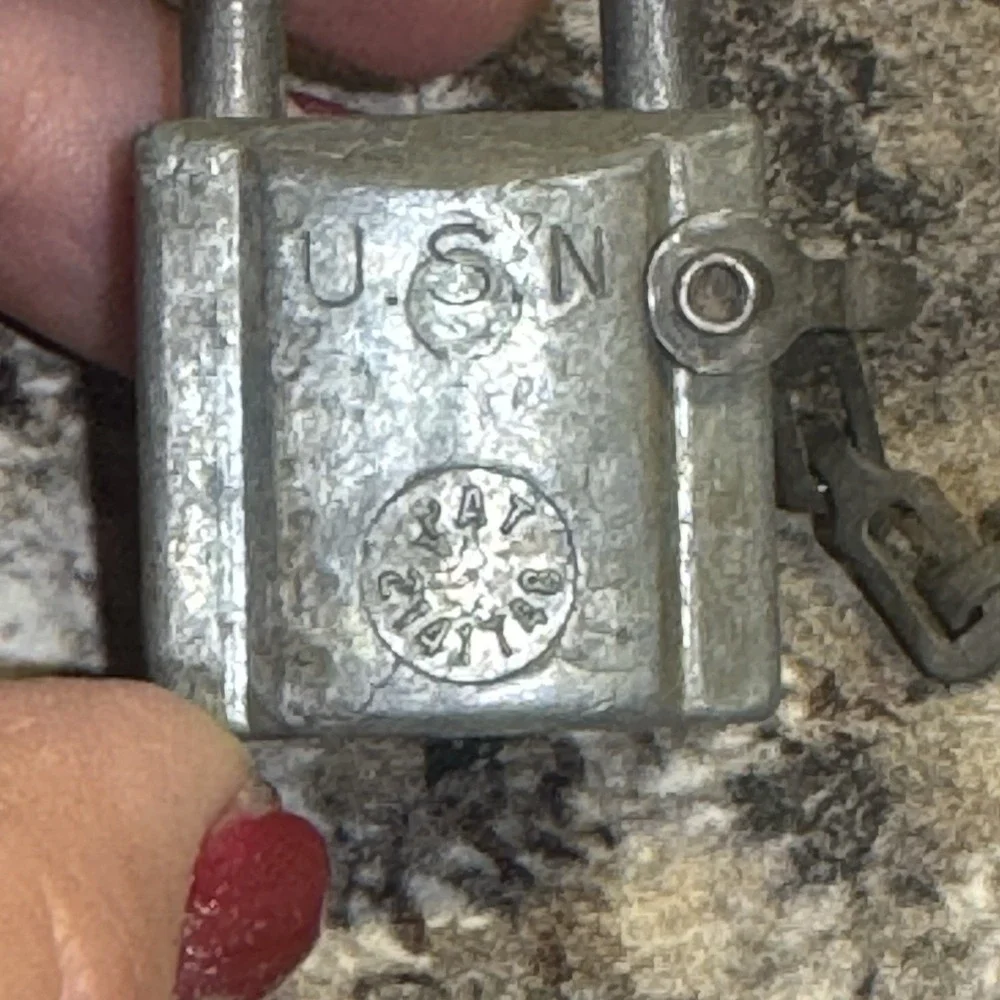 WWII Era US Navy USN Padlock w/Keys Patent #2141748‎ Chicago Lock Co